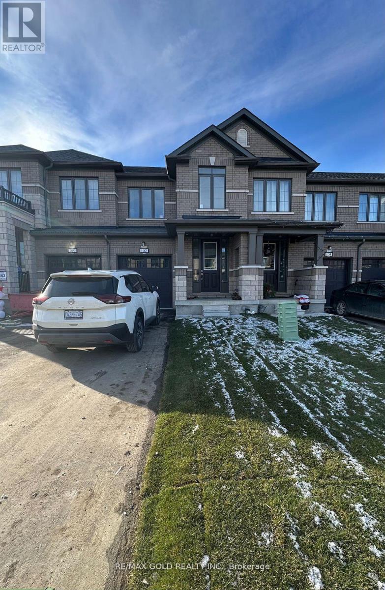 102 CORLEY STREET, Kawartha Lakes, Ontario