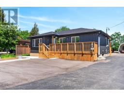 UPPER - 8 CORNELL AVENUE, Hamilton, Ontario