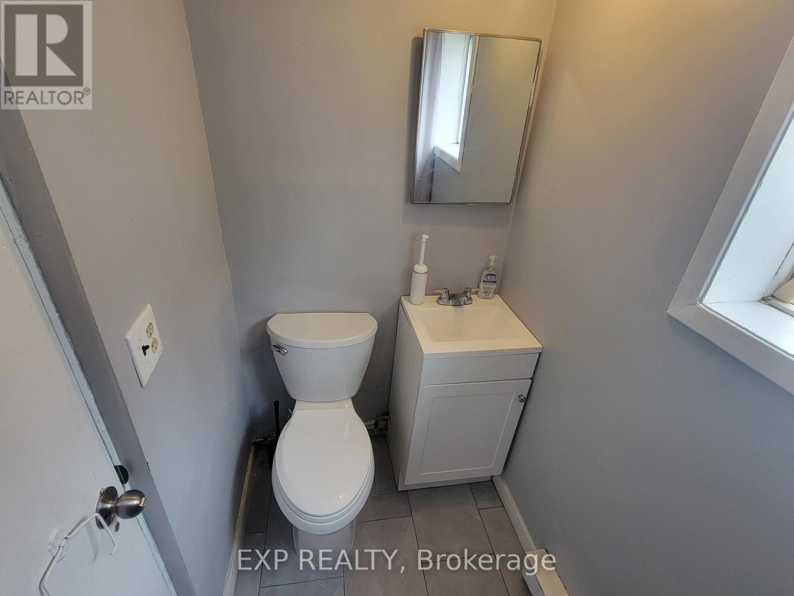 119 Grosvenor Avenue, Sault Ste Marie, Ontario  P6B 2M2 - Photo 6 - X13227392