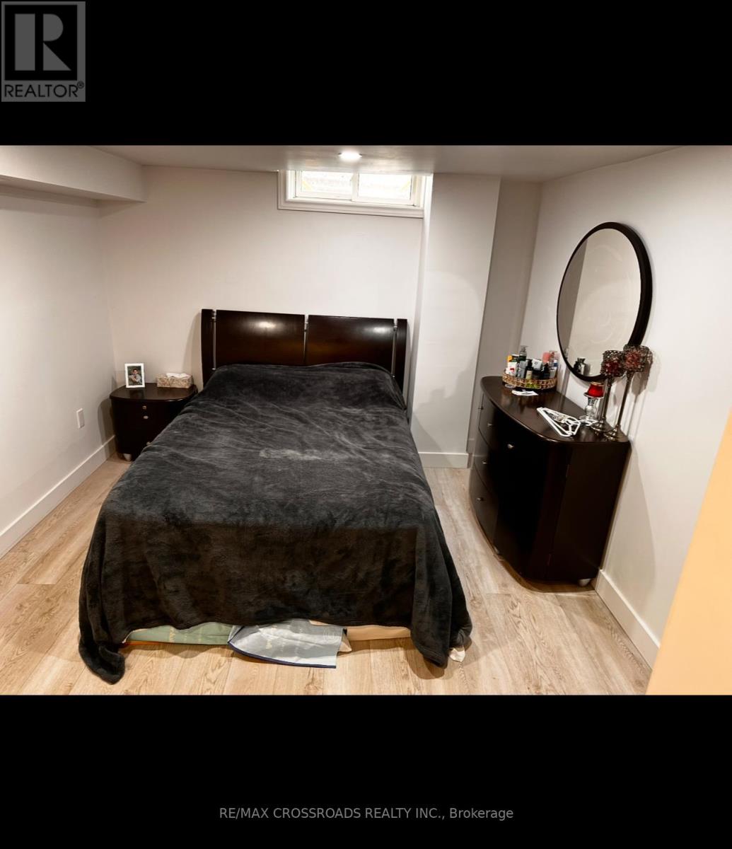 256 Birchcliffe Crescent, Hamilton, Ontario  L8T 4L2 - Photo 15 - X13227414