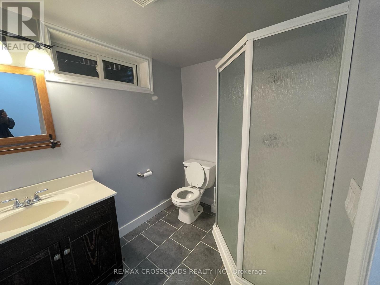 256 Birchcliffe Crescent, Hamilton, Ontario  L8T 4L2 - Photo 16 - X13227414