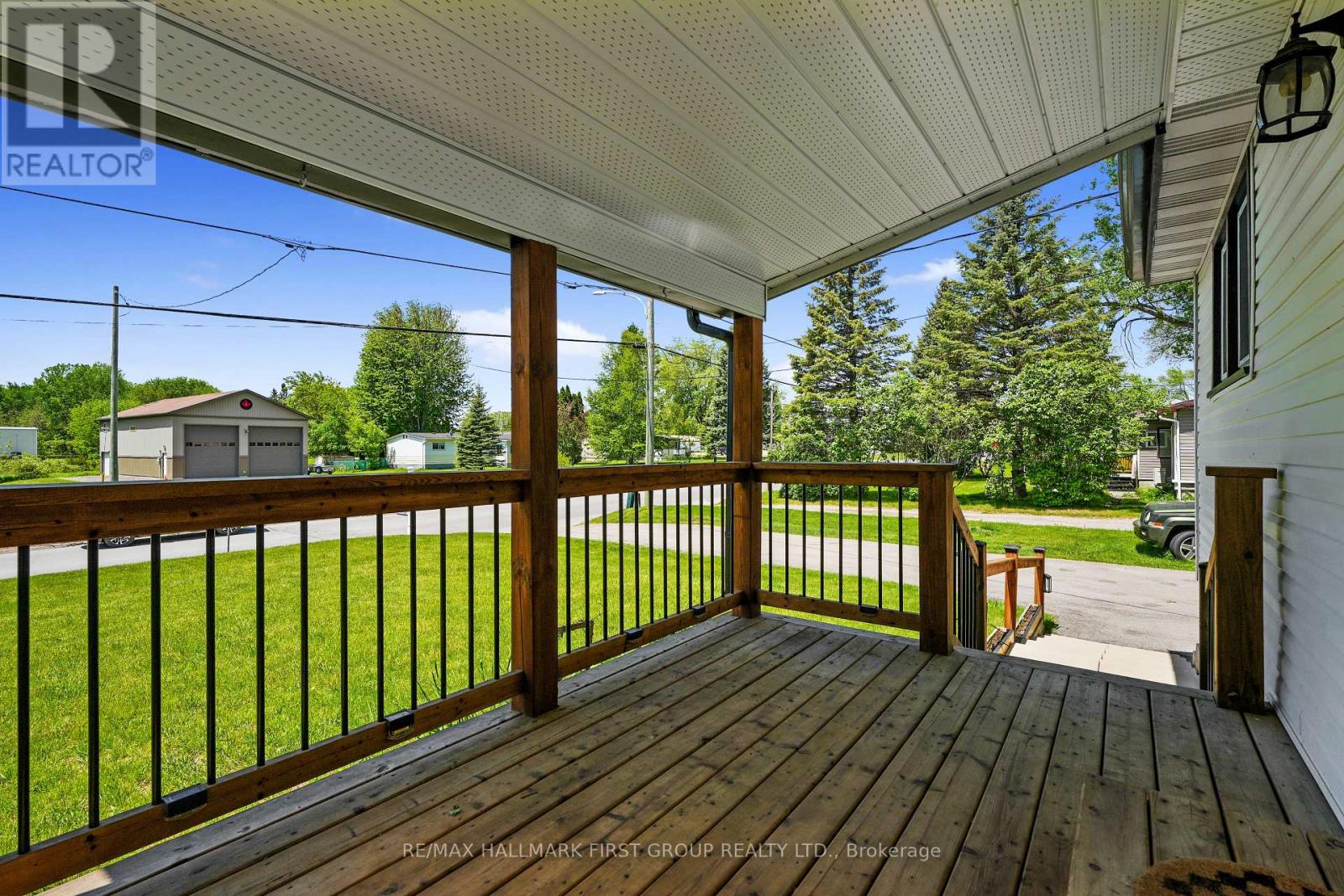 40 Whites Road, Quinte West, Ontario  K8V 5P5 - Photo 4 - X13227416