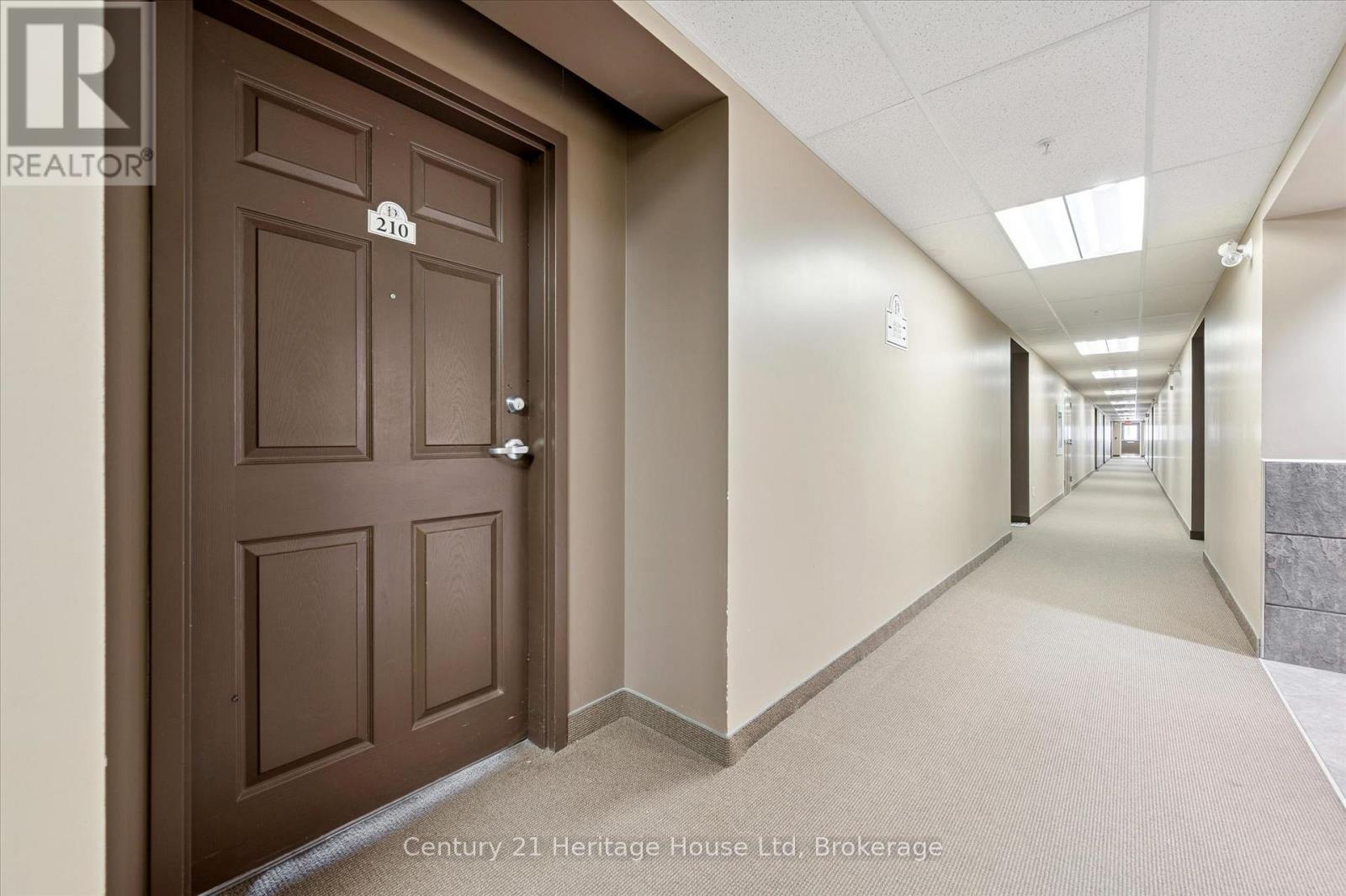 210 - 625 St David Street S, Centre Wellington, Ontario N1M 0A8 - Photo 13 - X13227580