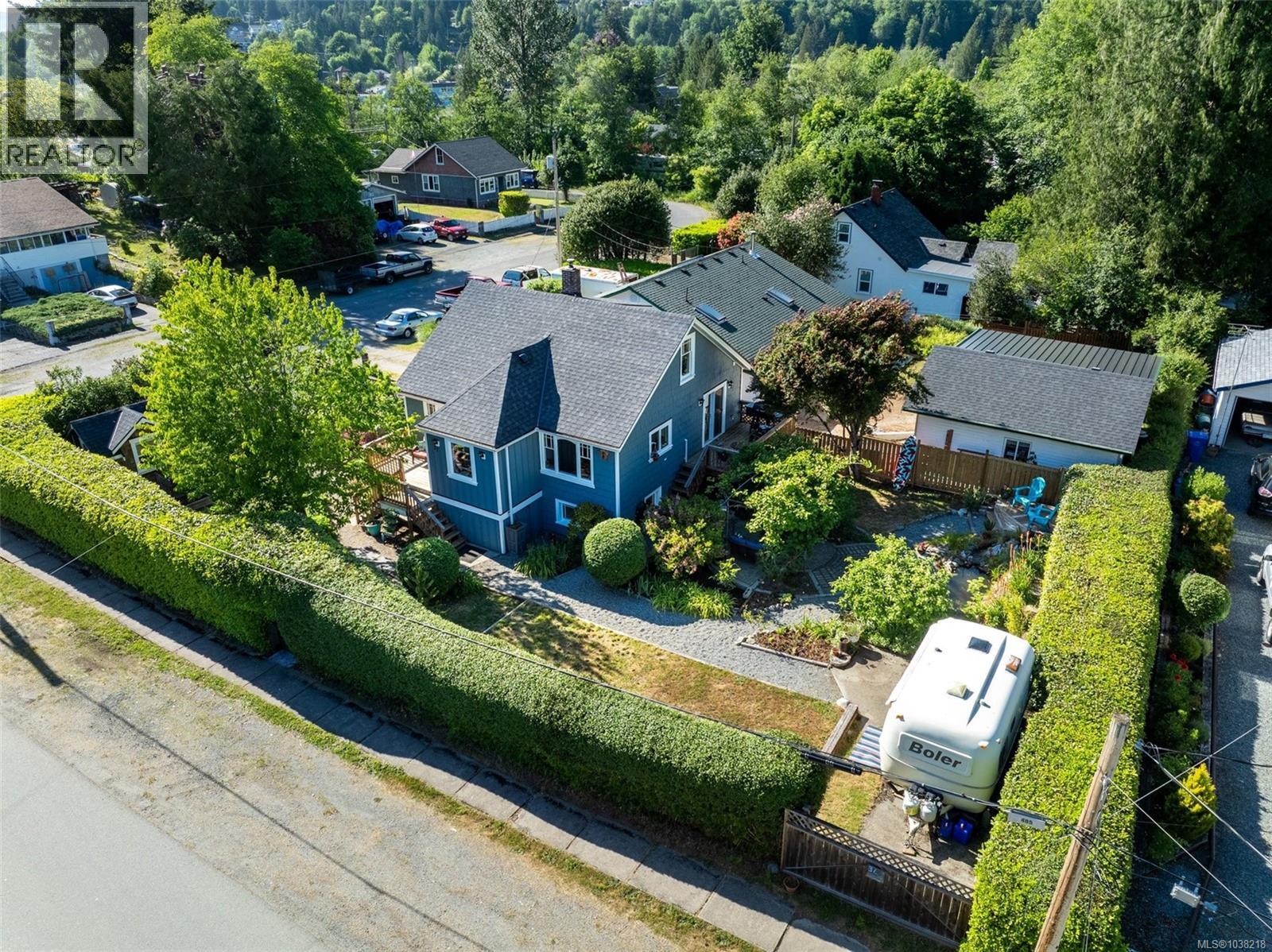 37 Cowichan Ave W, Lake Cowichan, British Columbia  V0R 2G0 - Photo 6 - 1038218
