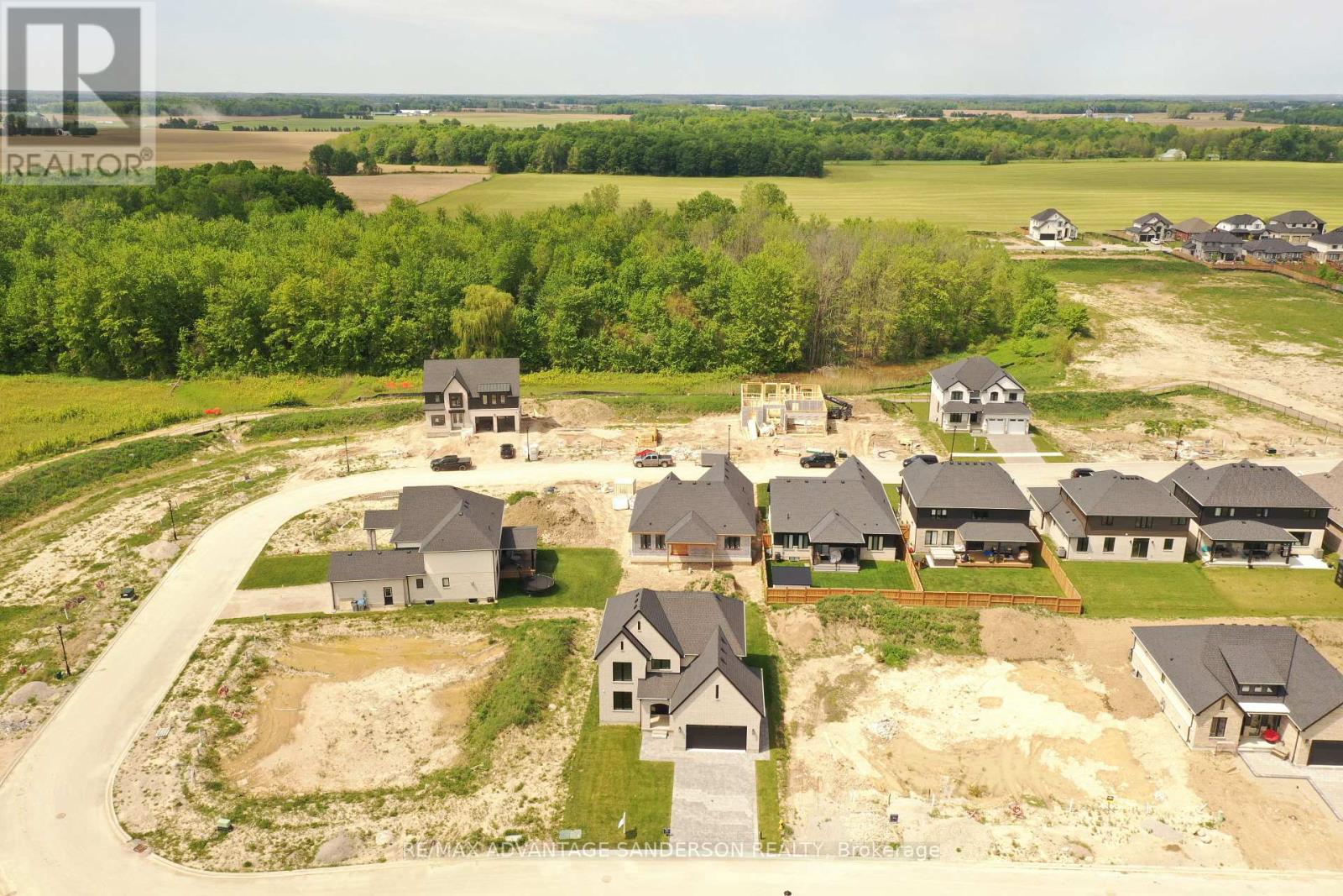 174 Timberwalk Trail, Middlesex Centre, Ontario  N0M 2A0 - Photo 4 - X12929654