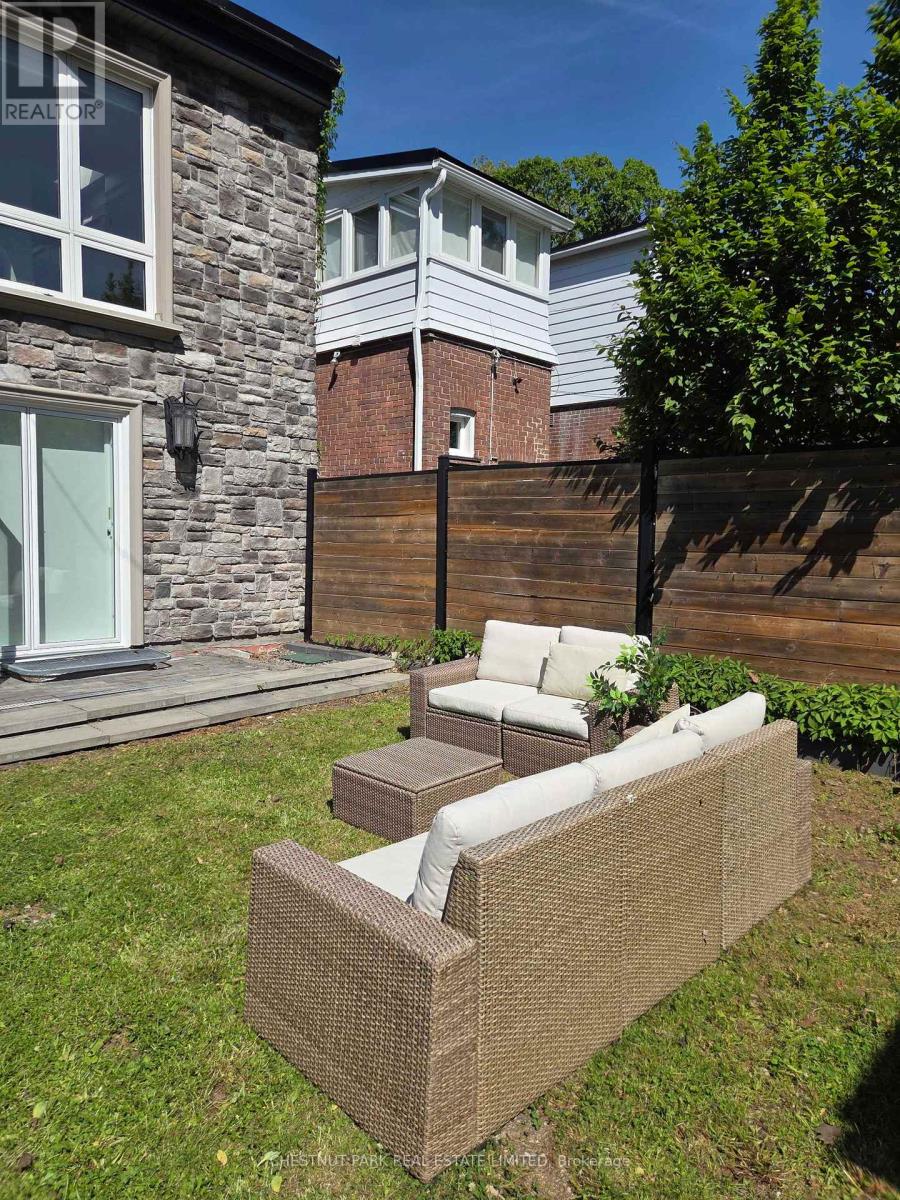 107 Eaton Avenue, Toronto, Ontario  M4J 2Z6 - Photo 31 - E13227132