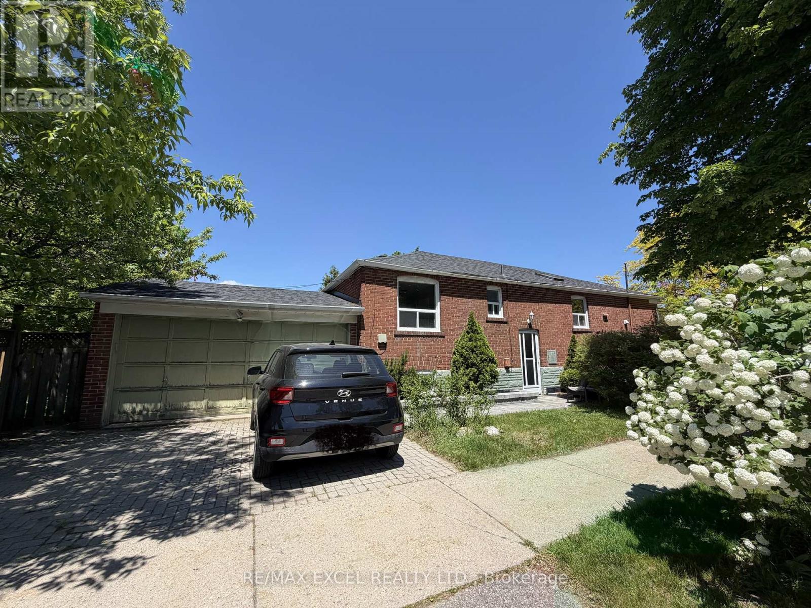 2 Rufford Road, Toronto, Ontario  M8W 4V4 - Photo 16 - W12971630