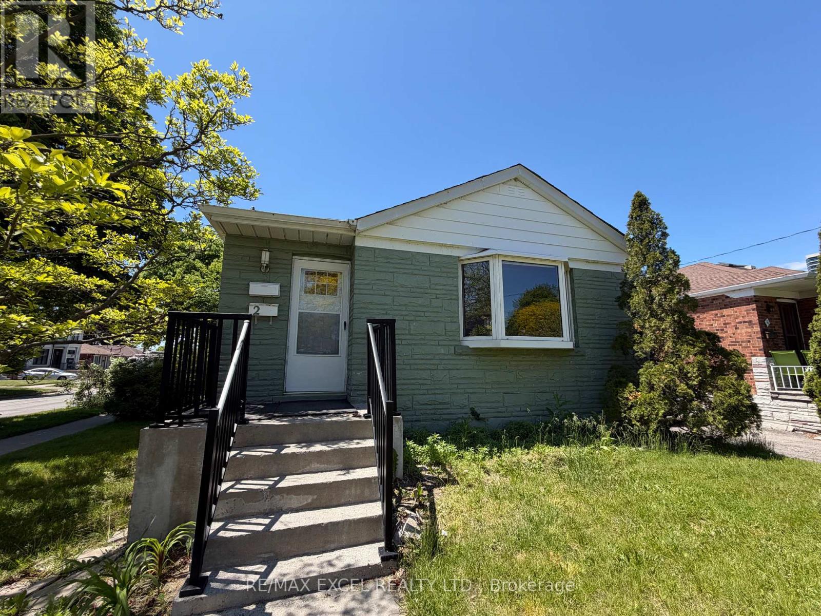 2 Rufford Road, Toronto, Ontario  M8W 4V4 - Photo 15 - W12971630