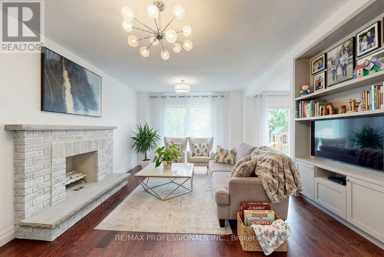 970 Silversmith Drive, Mississauga, Ontario  L5V 1E7 - Photo 11 - W13214208