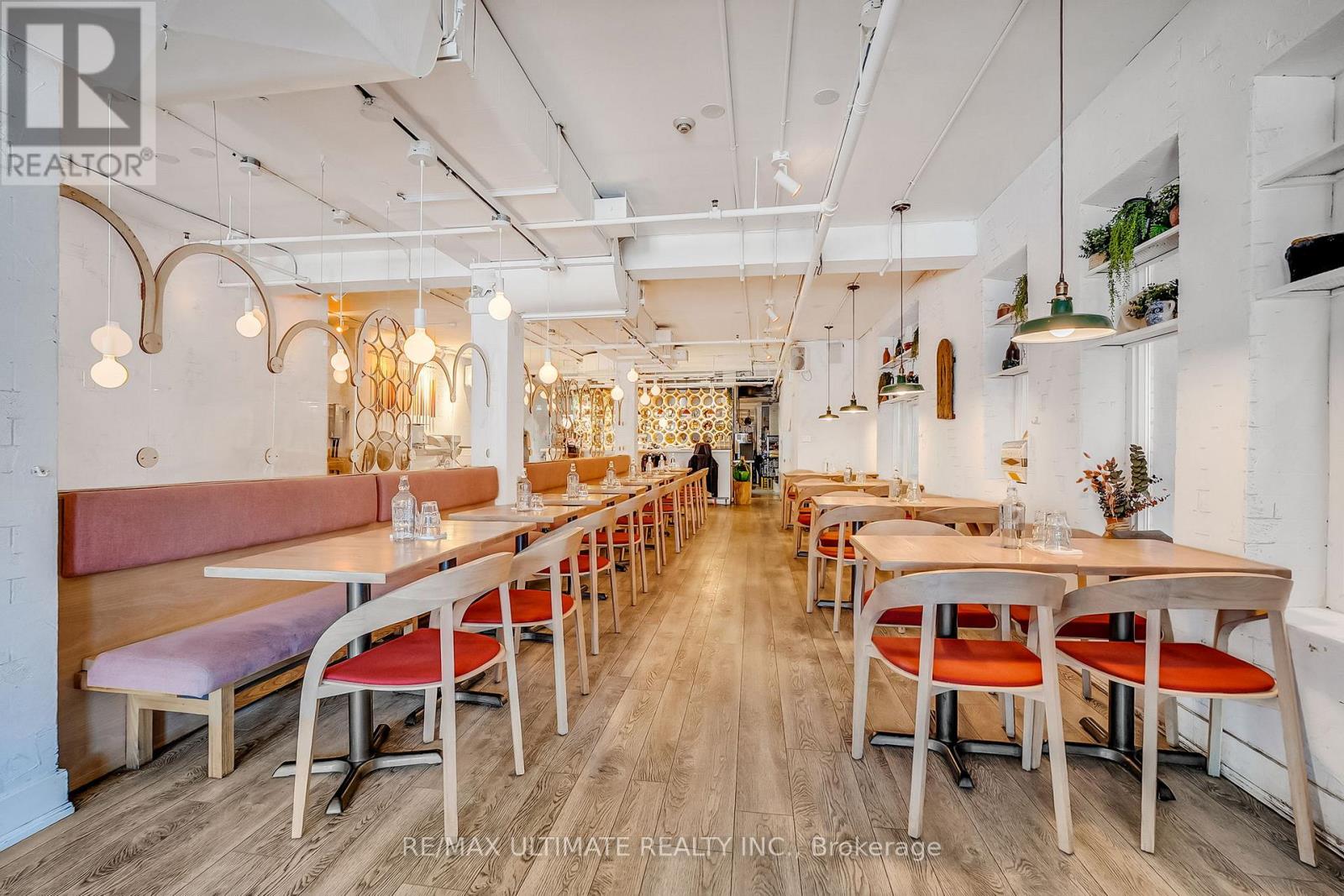 460 College Street, Toronto, Ontario  M6G 1A1 - Photo 4 - C13170018
