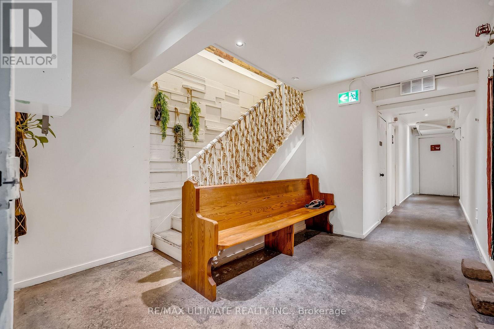 460 College Street, Toronto, Ontario  M6G 1A1 - Photo 8 - C13170018