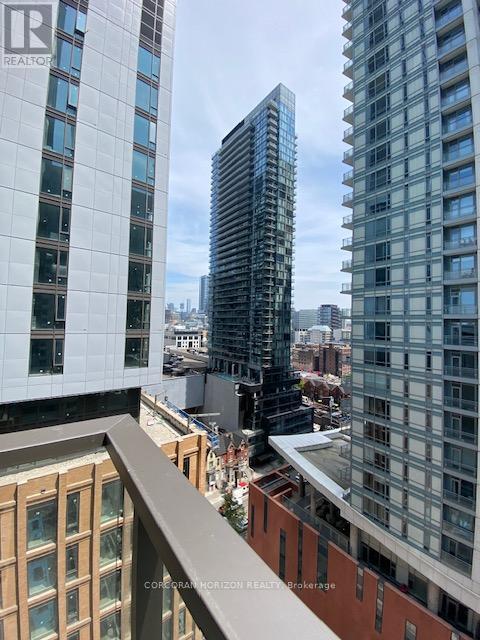 1805 - 8 Widmer Street, Toronto, Ontario  M5V 2E7 - Photo 24 - C13227446