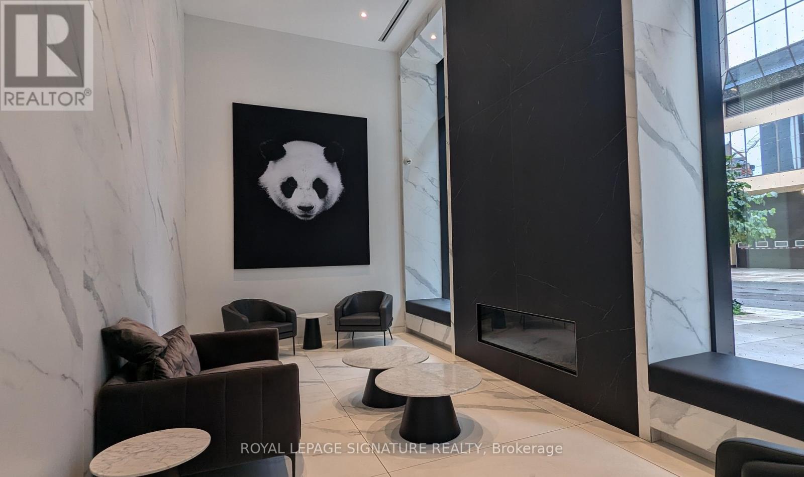 810 - 20 Edward Street, Toronto, Ontario  M5G 0C5 - Photo 5 - C13227452