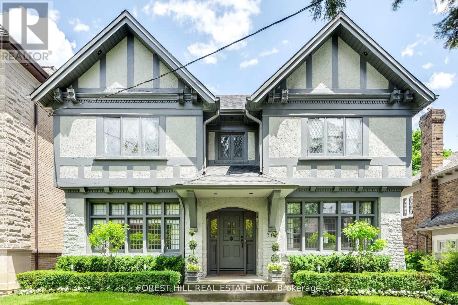 319 GLENAYR ROAD, Toronto, Ontario