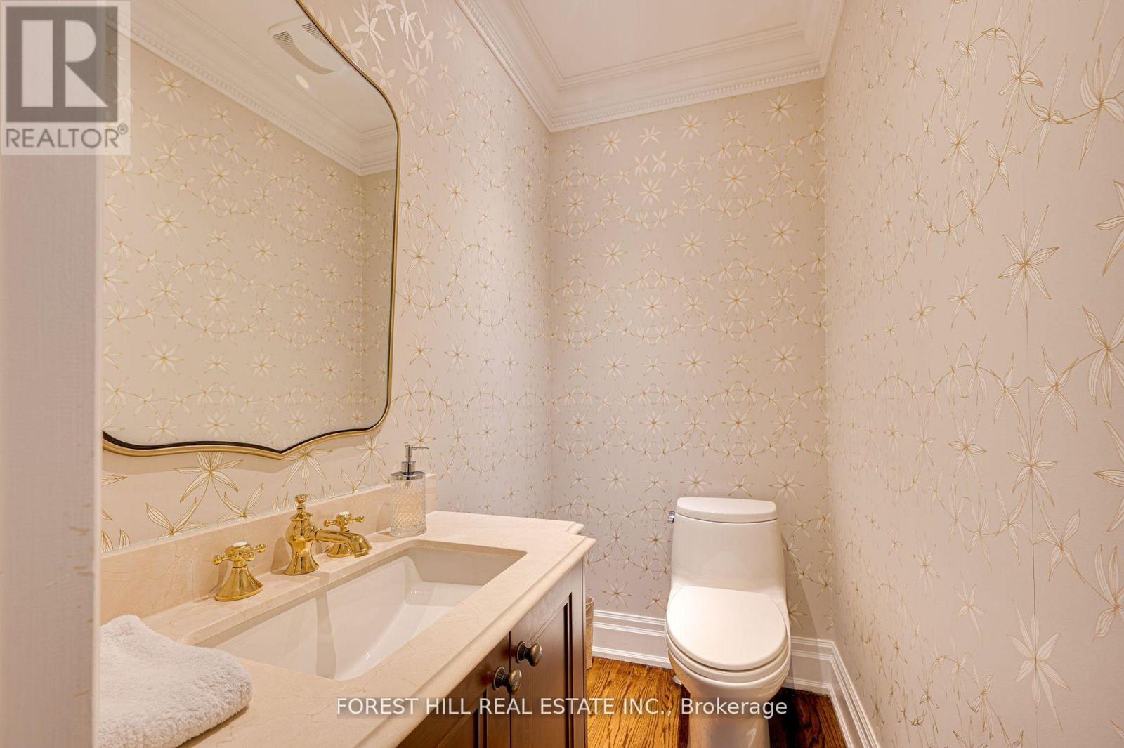 319 Glenayr Road, Toronto, Ontario  M5P 3C6 - Photo 11 - C13227538