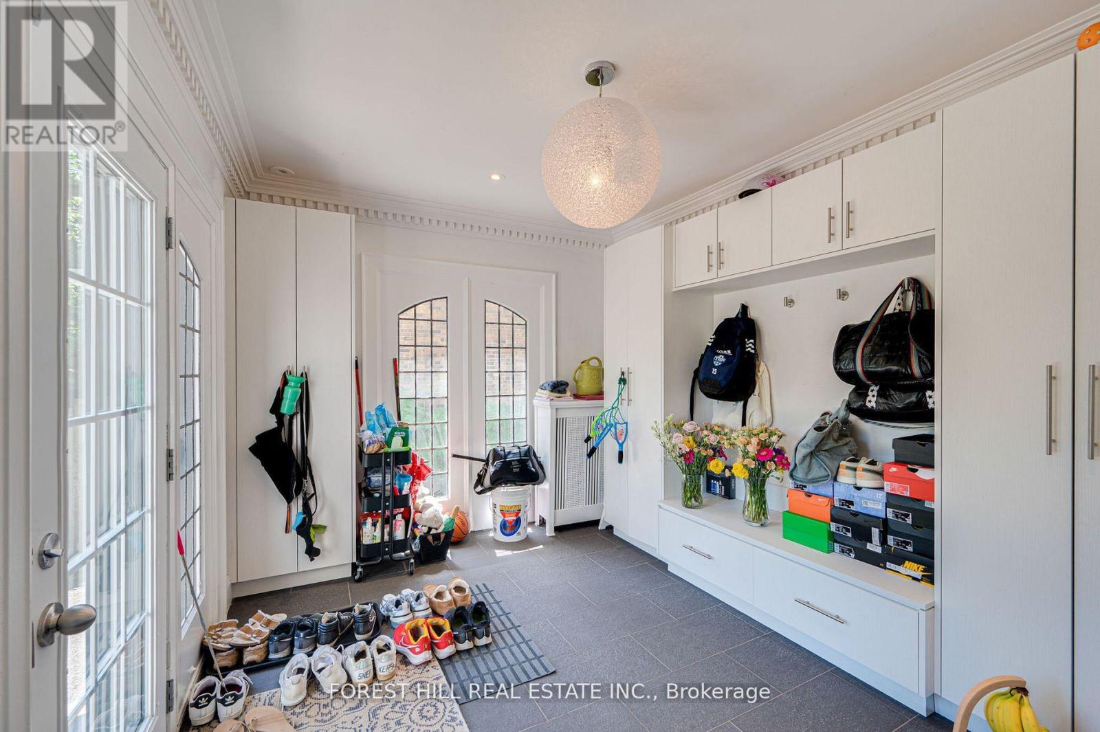 319 Glenayr Road, Toronto, Ontario  M5P 3C6 - Photo 12 - C13227538