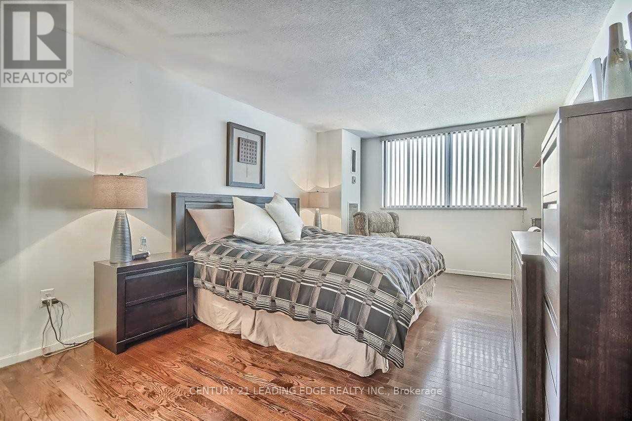 1708 - 75 Wynford Heights Crescent, Toronto, Ontario  M3C 3H9 - Photo 18 - C13227548