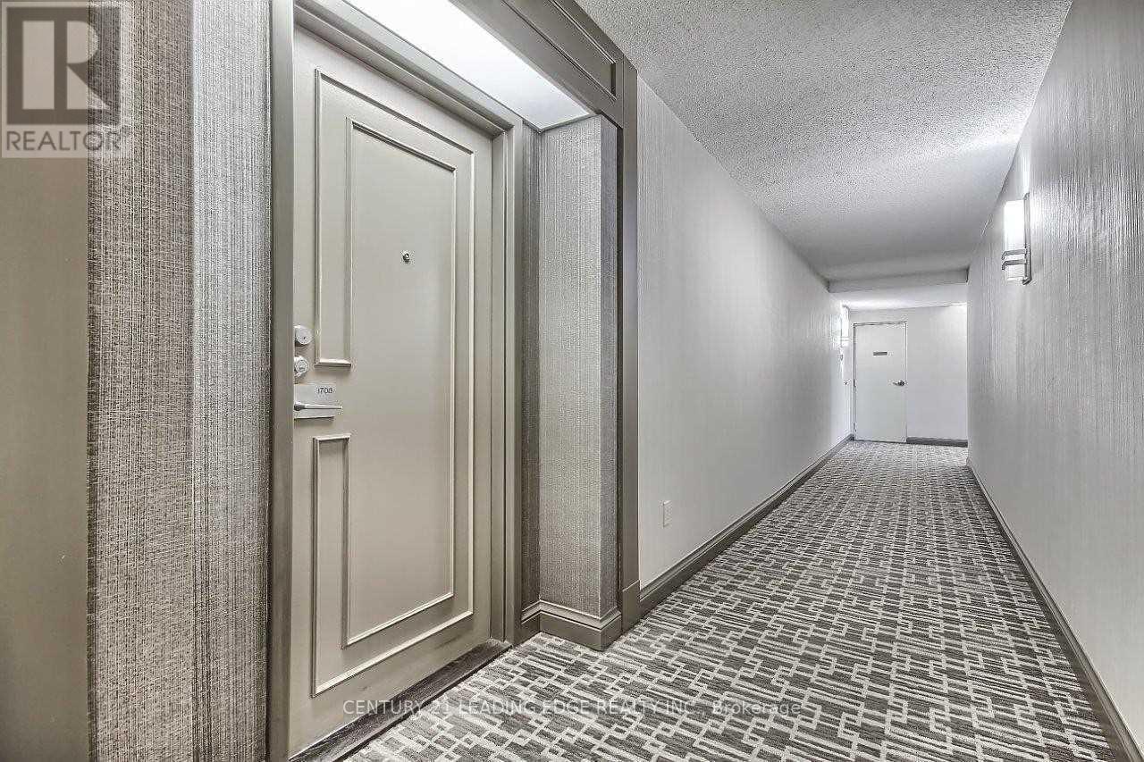 1708 - 75 Wynford Heights Crescent, Toronto, Ontario  M3C 3H9 - Photo 2 - C13227548