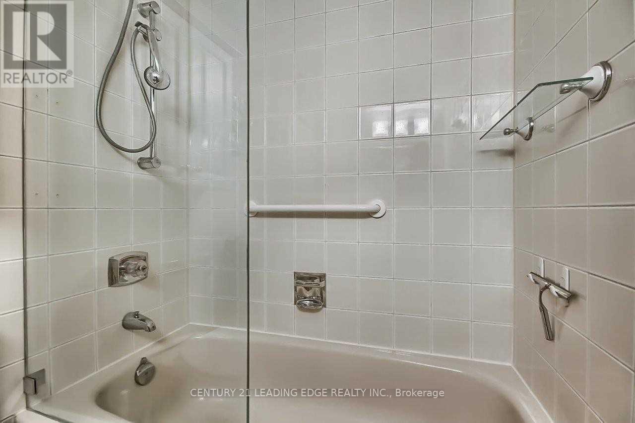 1708 - 75 Wynford Heights Crescent, Toronto, Ontario  M3C 3H9 - Photo 26 - C13227548