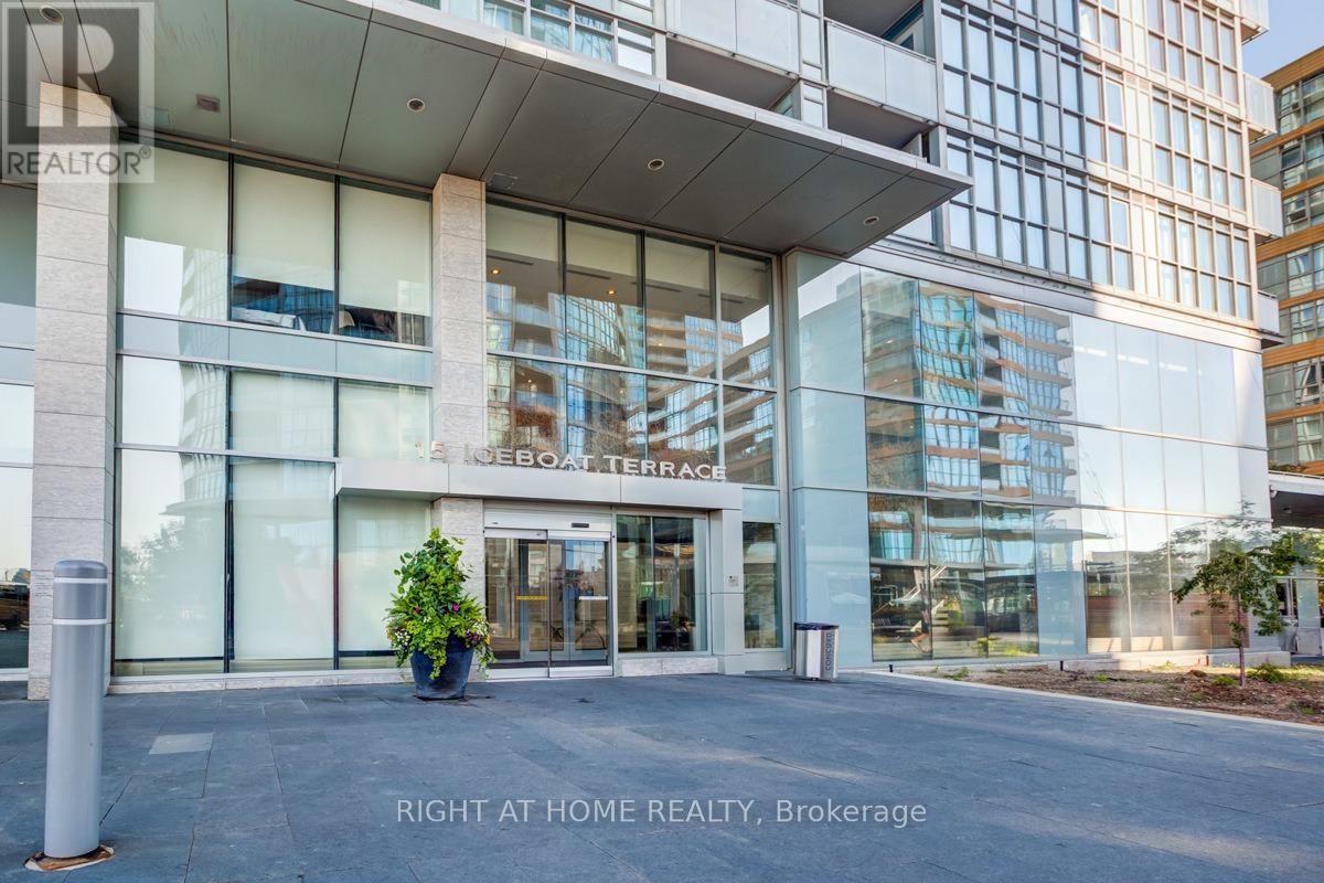 3303 - 15 Iceboat Terrace, Toronto, Ontario  M5V 4A5 - Photo 3 - C13227606