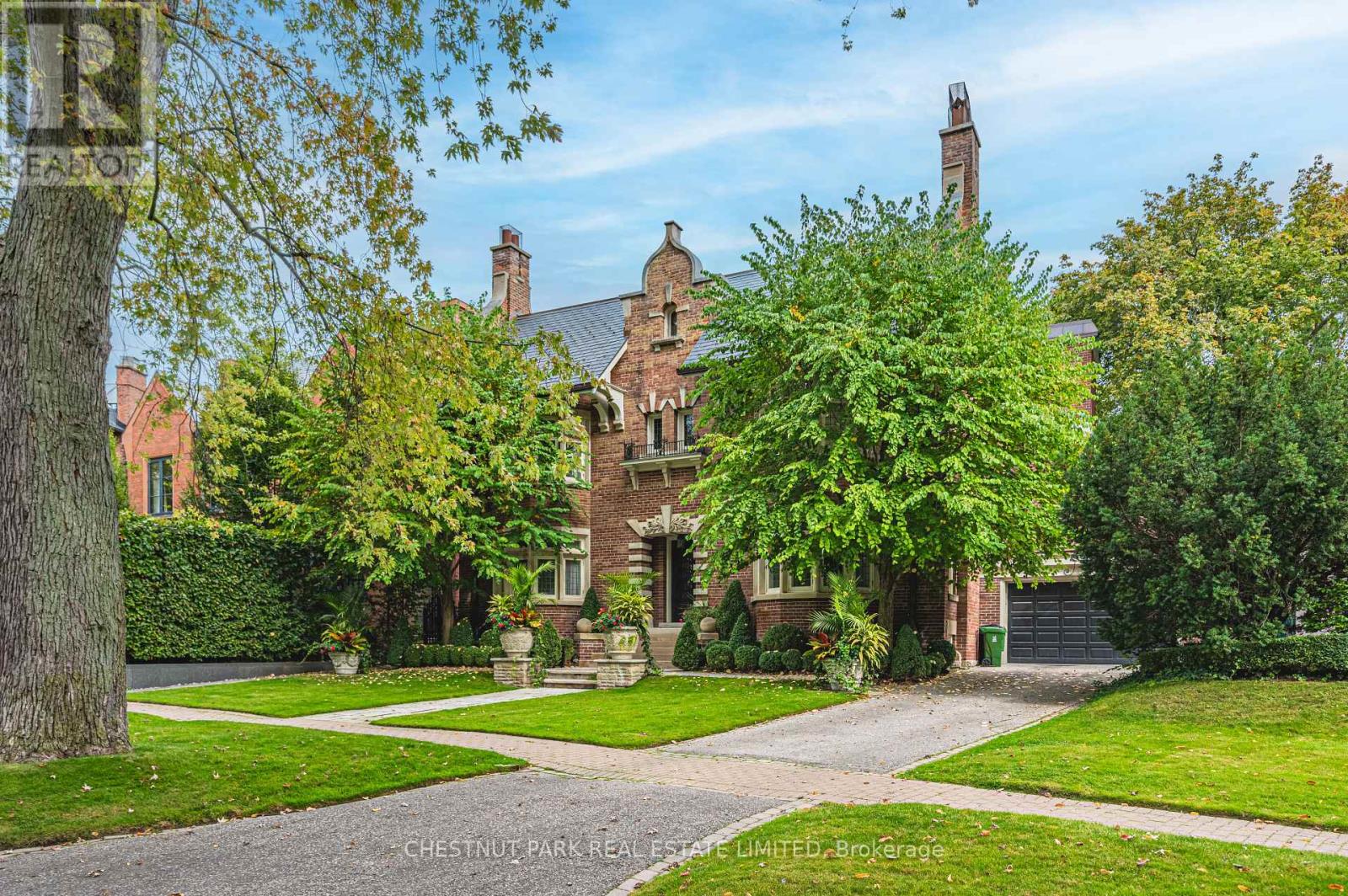 82 Chestnut Park Road, Toronto, Ontario  M4W 2R3 - Photo 2 - C13227720