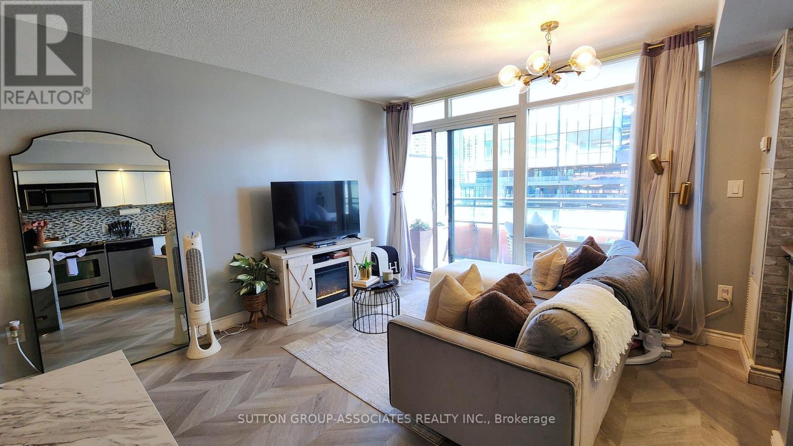 1012 - 4k Spadina Avenue, Toronto, Ontario  M5V 3Y9 - Photo 11 - C13227752