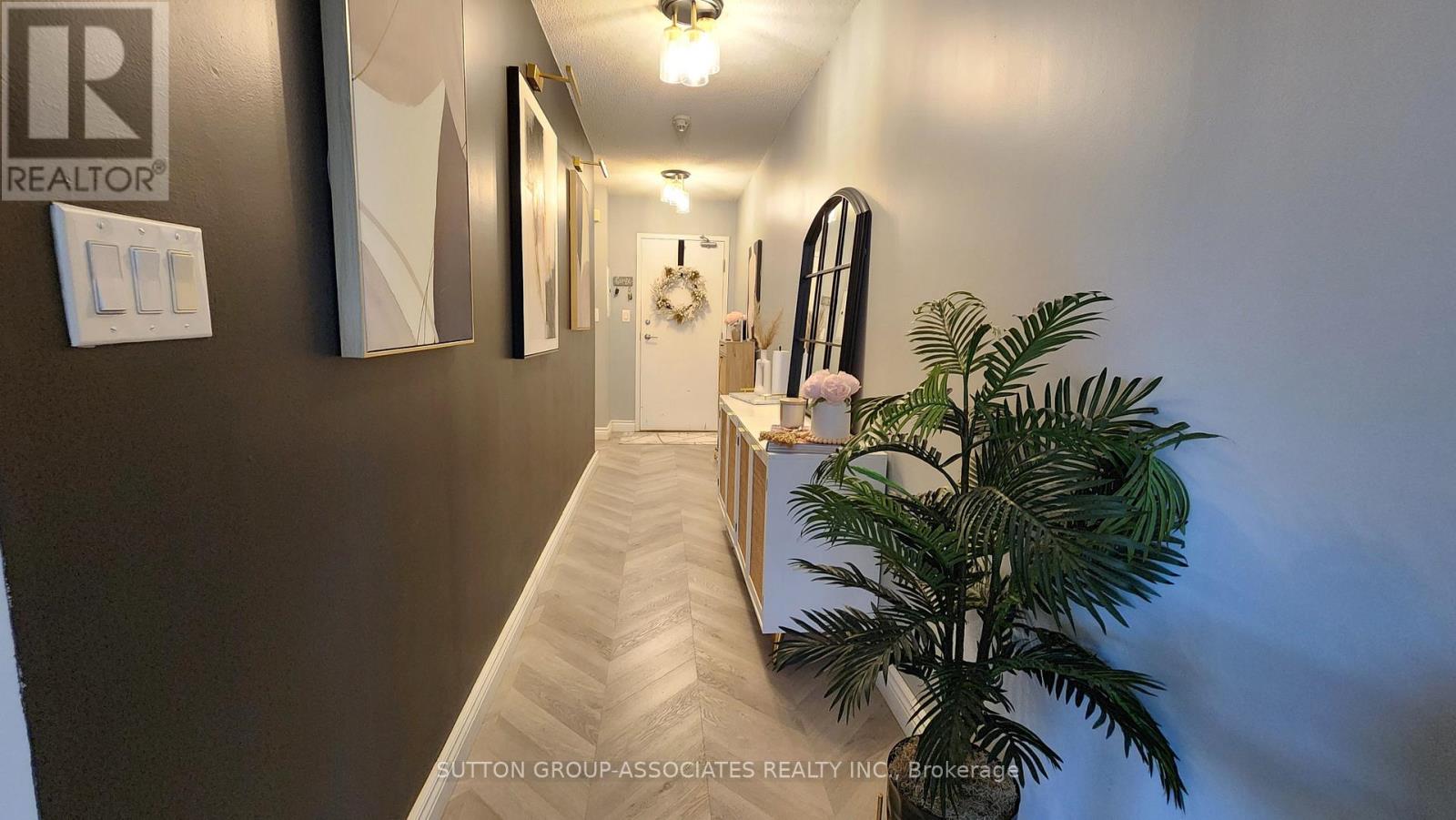 1012 - 4k Spadina Avenue, Toronto, Ontario  M5V 3Y9 - Photo 4 - C13227752