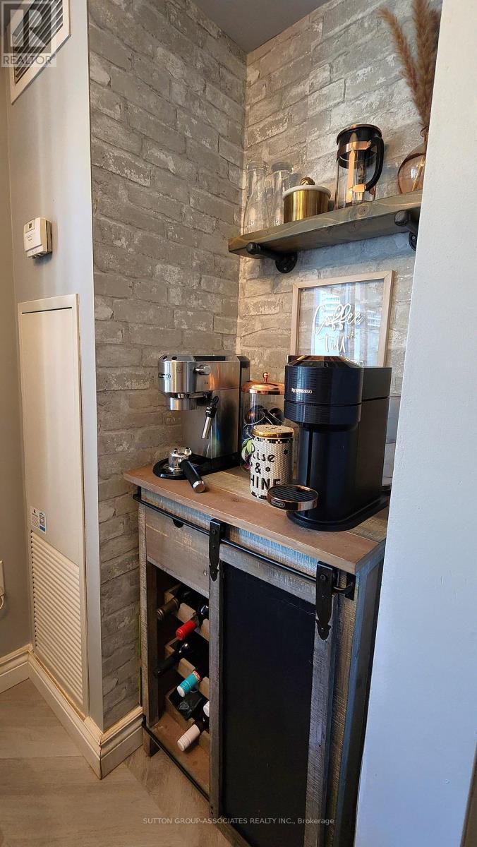 1012 - 4k Spadina Avenue, Toronto, Ontario  M5V 3Y9 - Photo 9 - C13227752