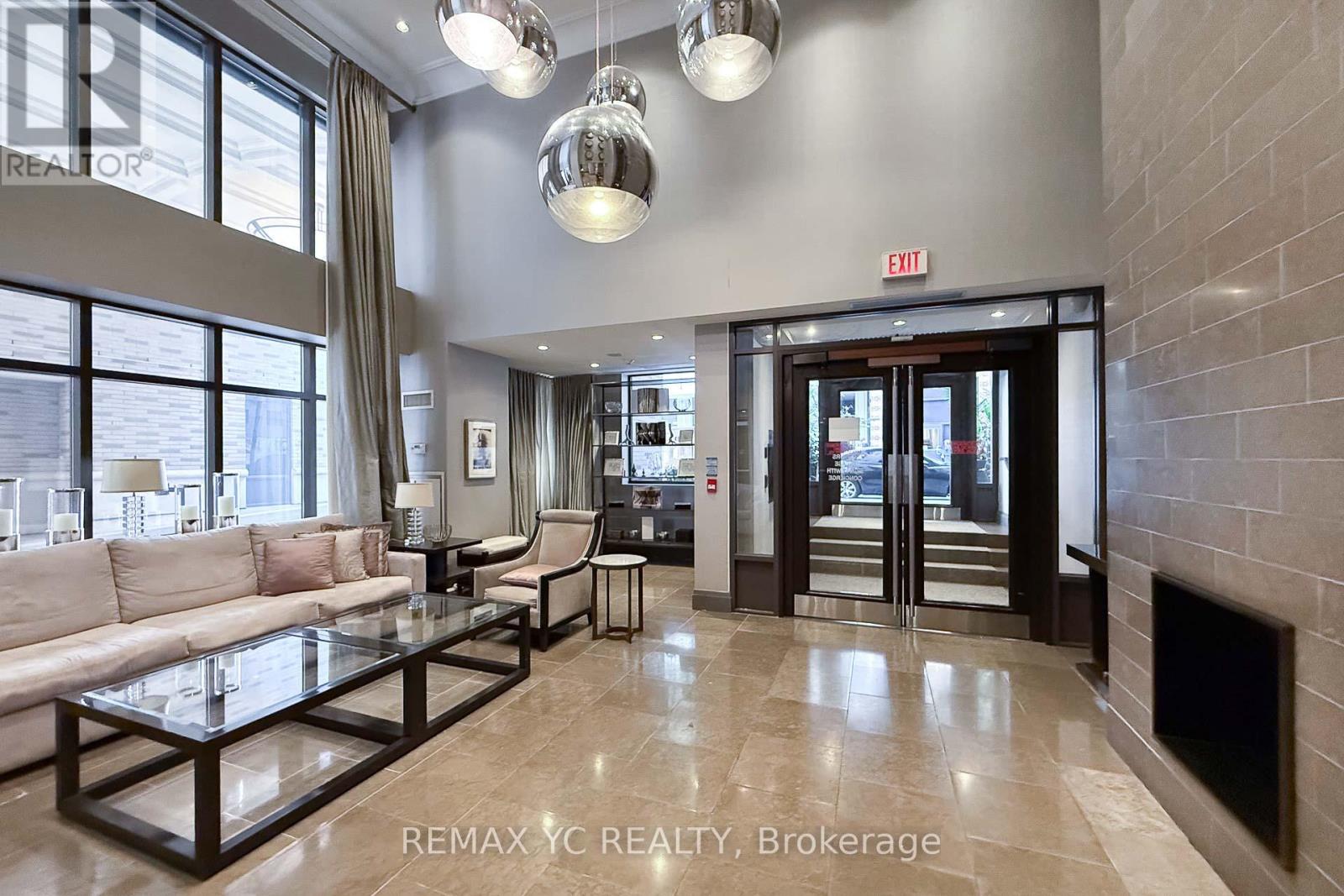 1204 - 35 Hayden Street, Toronto, Ontario  M4Y 3C3 - Photo 4 - C13227766