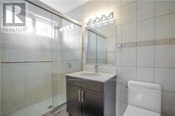 12 Lochinvar Crescent, Toronto, Ontario  M3A 3K1 - Photo 8 - C13227894
