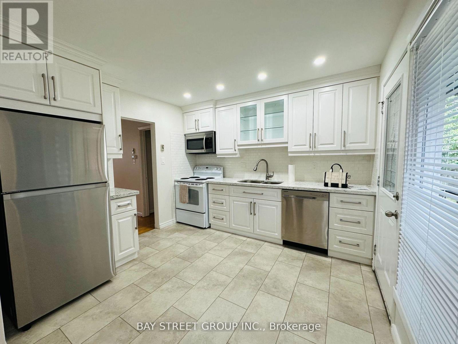 Main - 17 Kilkenny Drive, Toronto, Ontario  M1W 1J5 - Photo 14 - E13227570