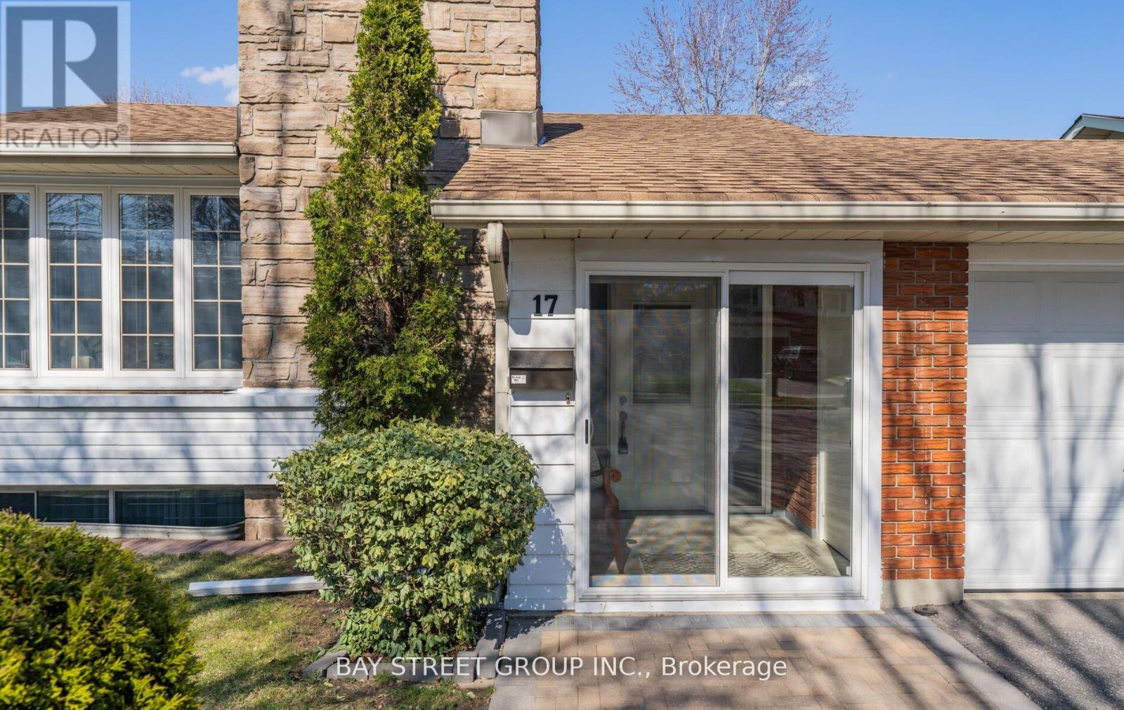 Main - 17 Kilkenny Drive, Toronto, Ontario  M1W 1J5 - Photo 2 - E13227570