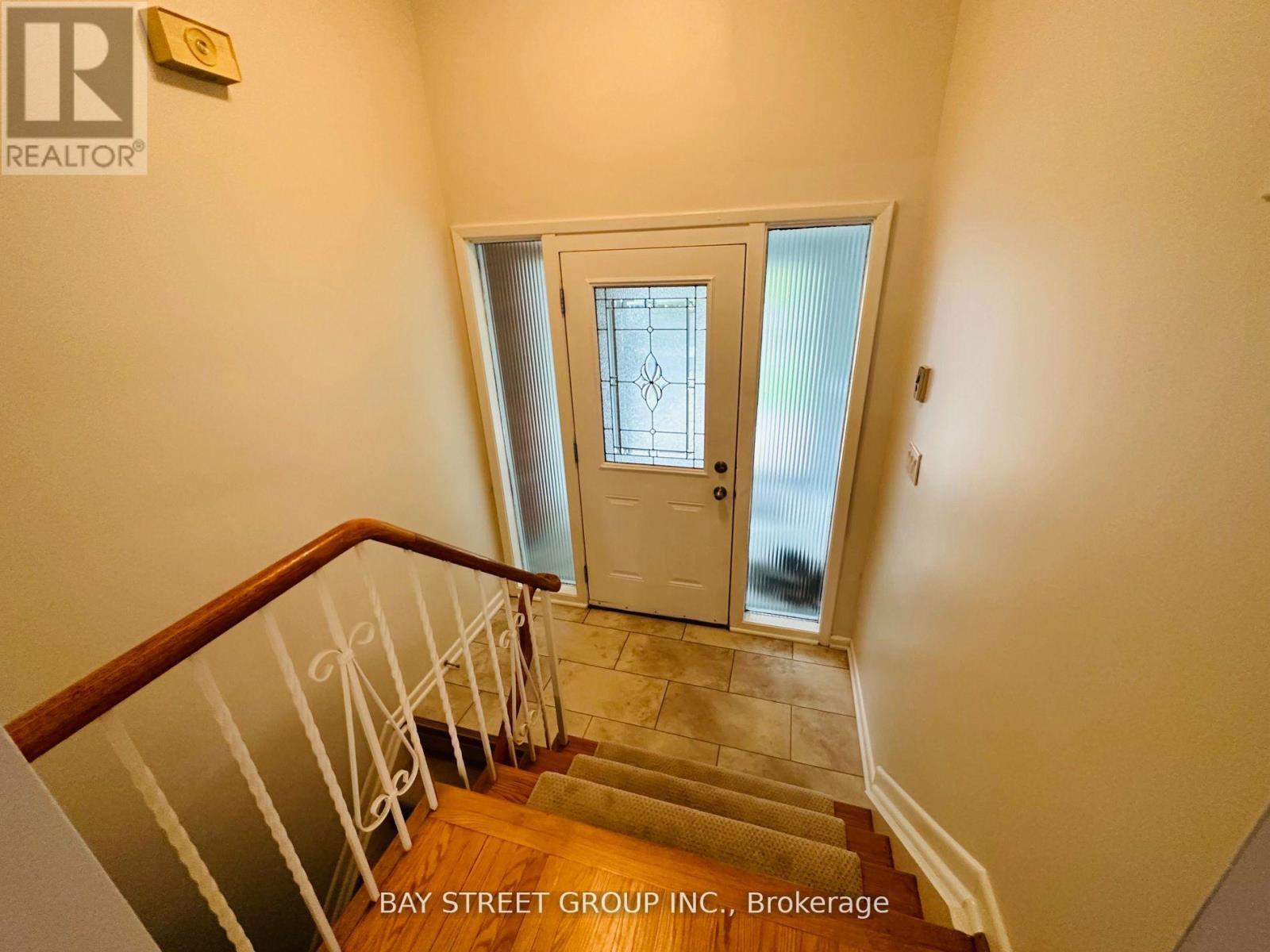 Main - 17 Kilkenny Drive, Toronto, Ontario  M1W 1J5 - Photo 3 - E13227570
