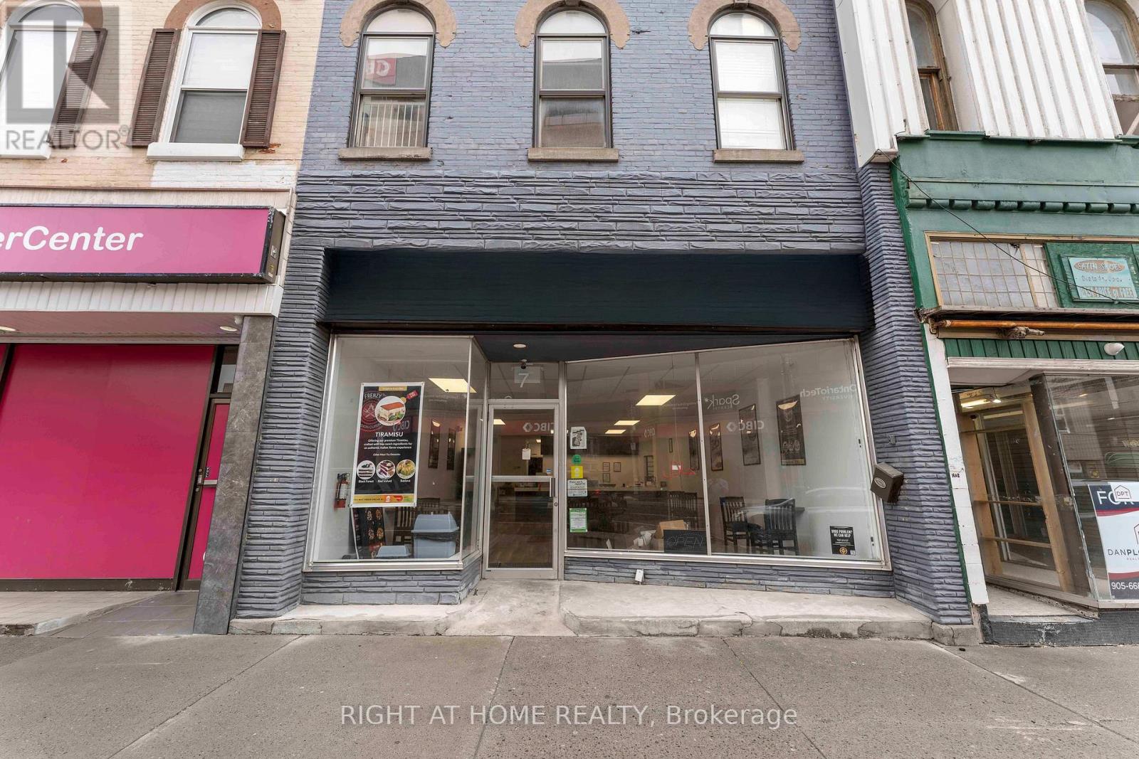 7 SIMCOE STREET S, Oshawa, Ontario