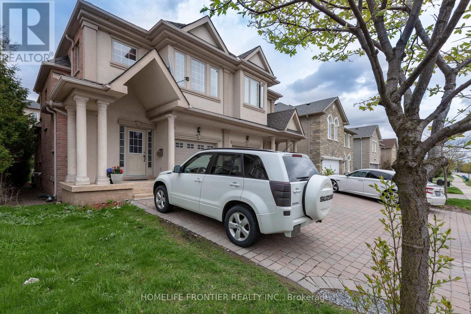 79 Elm Avenue, Richmond Hill, Ontario  L4C 6K8 - Photo 2 - N13227808