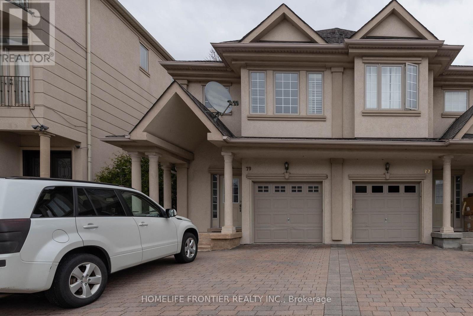 79 Elm Avenue, Richmond Hill, Ontario  L4C 6K8 - Photo 3 - N13227808