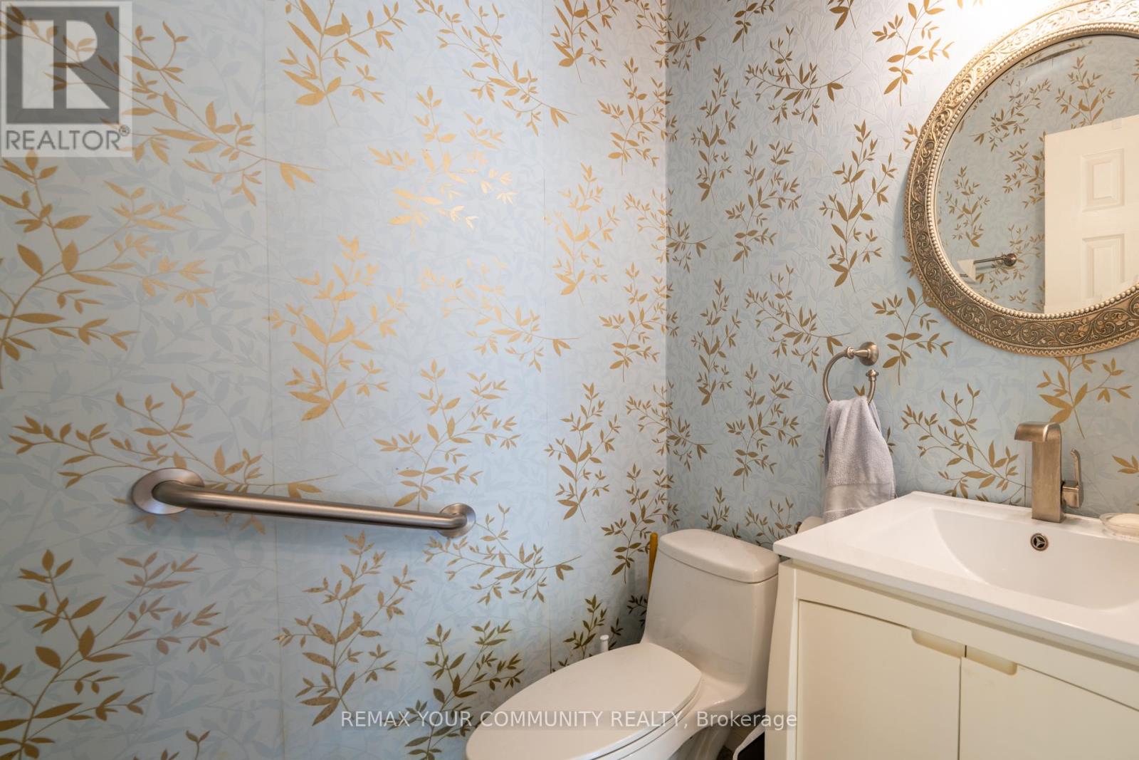 27 Drumern Crescent, Richmond Hill, Ontario  L4C 5H9 - Photo 19 - N13227860