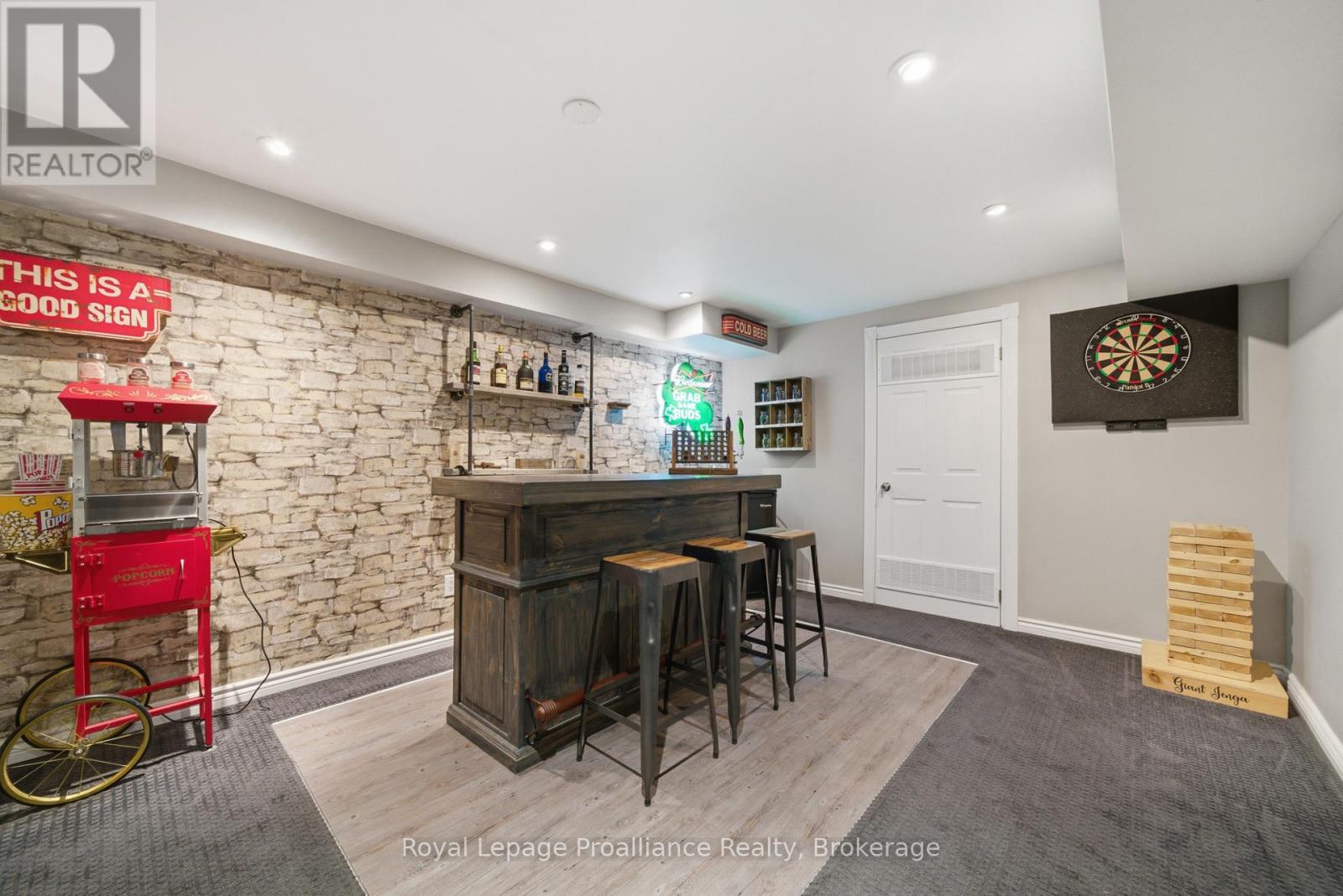 4 Henderson Drive, Whitby, Ontario  L1N 7Y2 - Photo 37 - E13227962