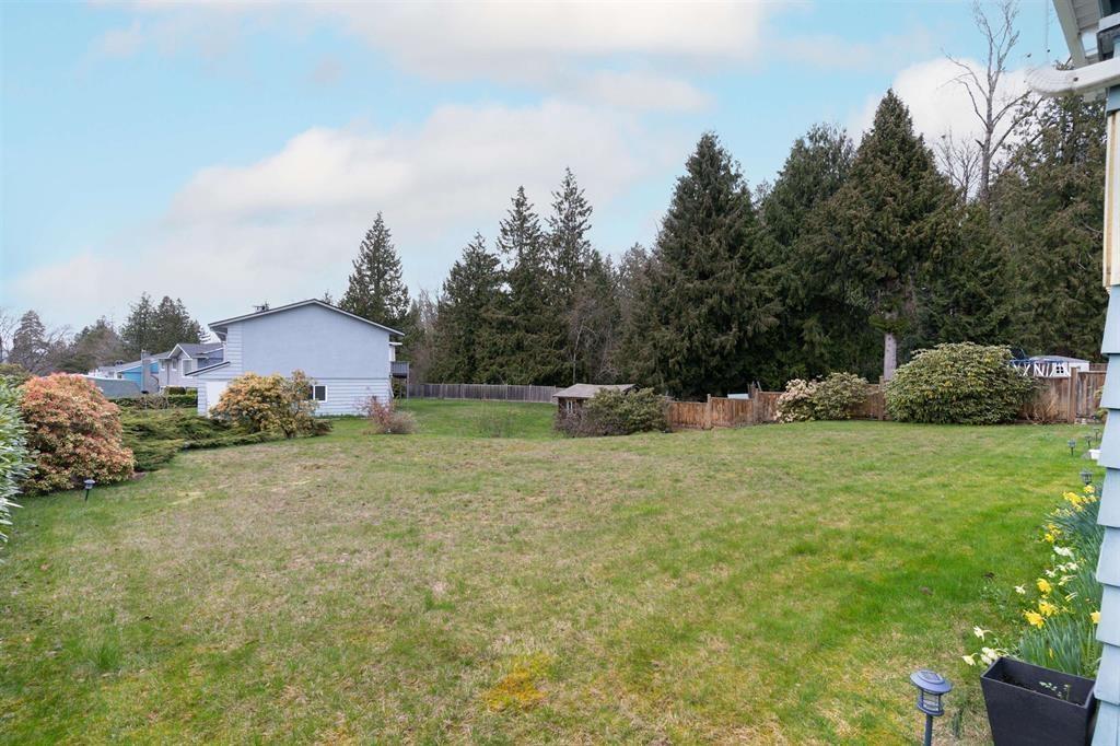 11275 Kendale Way, Delta, British Columbia  V4C 3P8 - Photo 10 - R3129158