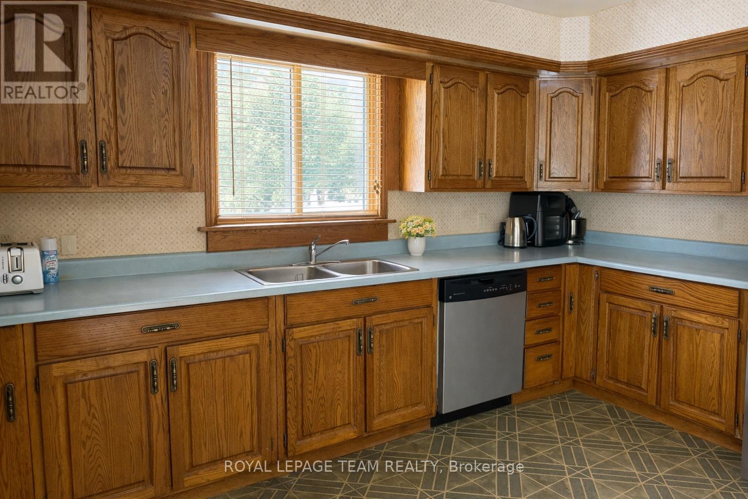 1855 Old Barry's Bay Road S, Madawaska Valley, Ontario  K0B 1K0 - Photo 11 - X12869150