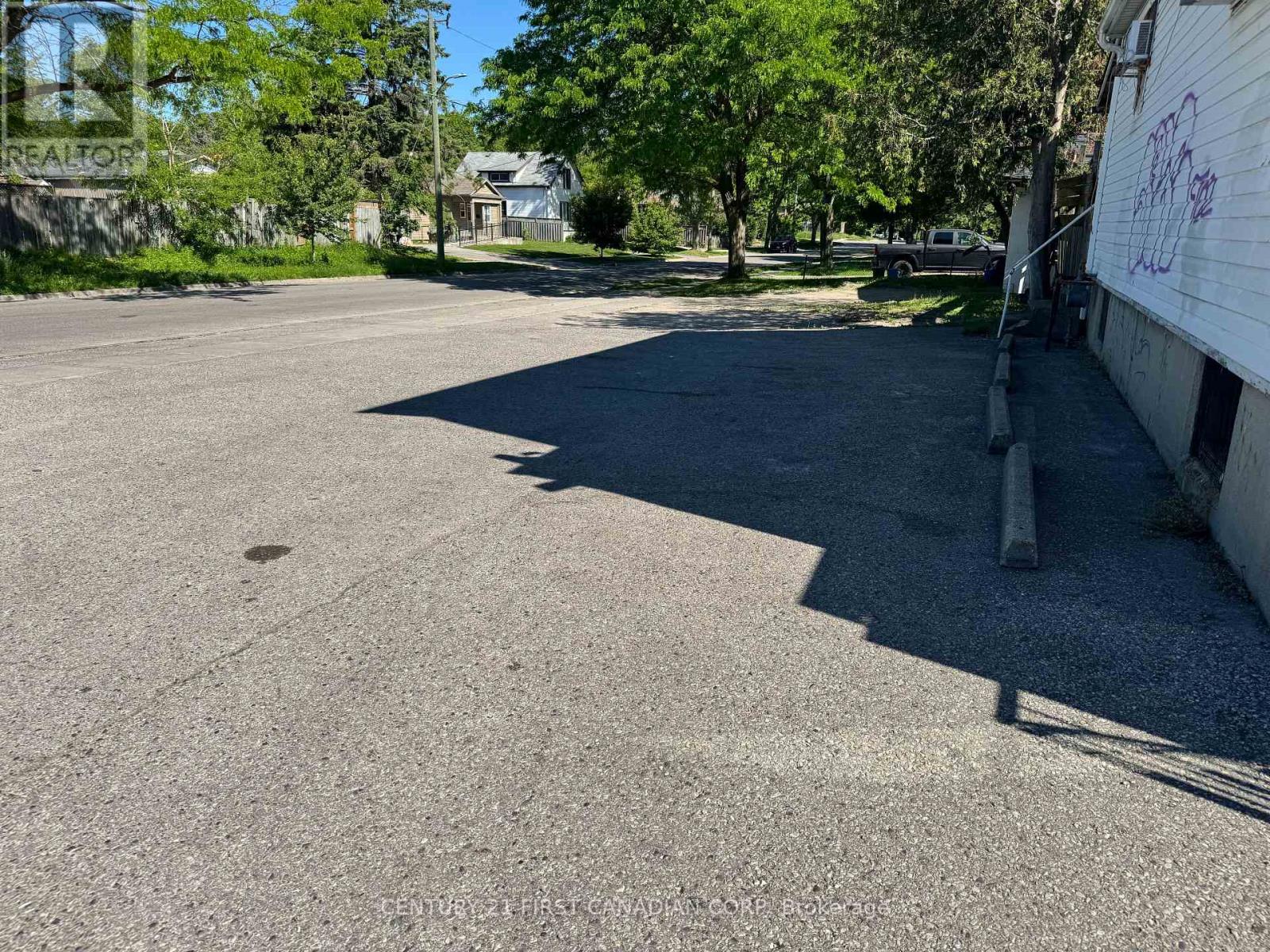 350 Thompson Road, London South, Ontario  N5Z 2Z7 - Photo 13 - X13228030
