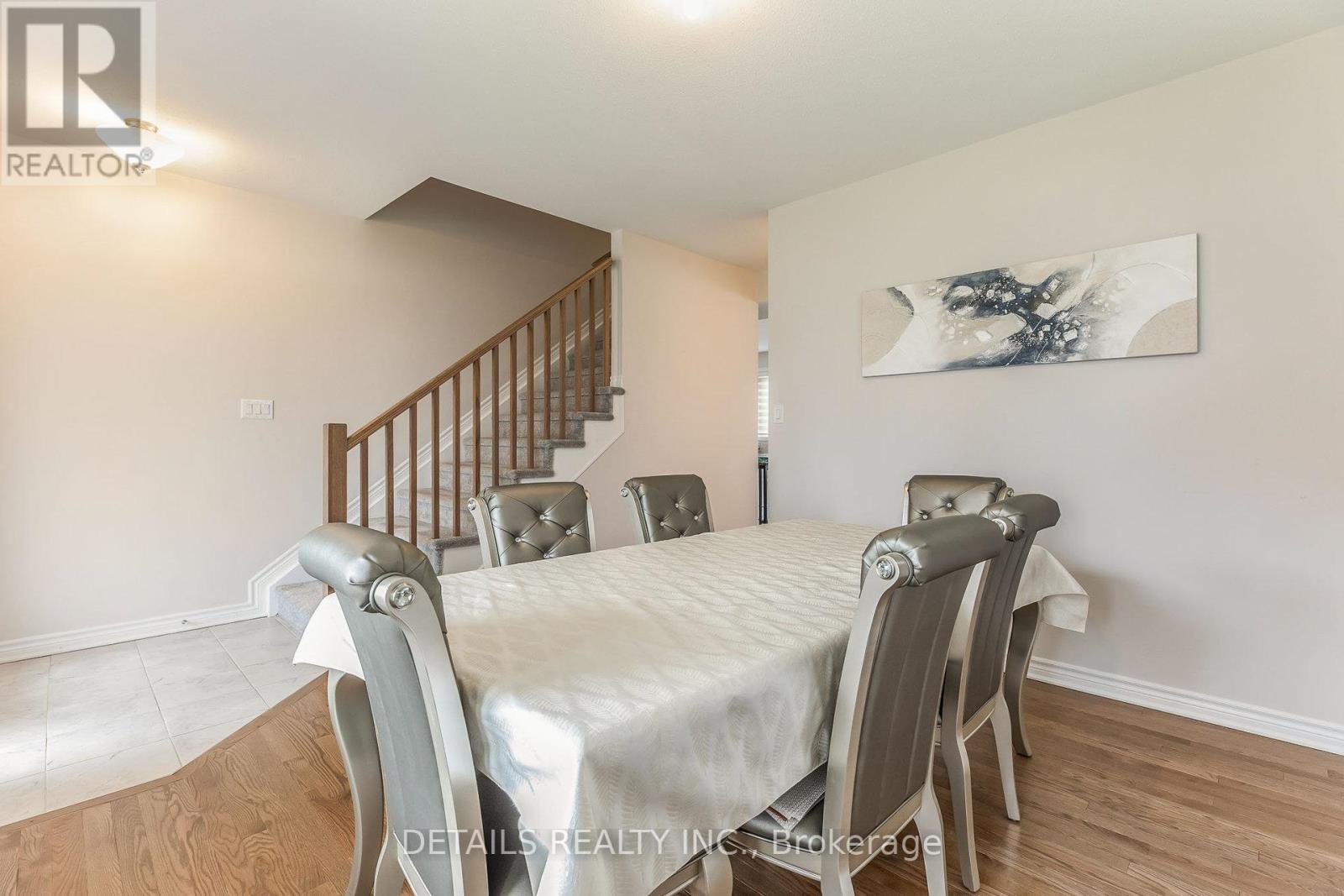 708 Vennecy Terrace, Ottawa, Ontario K1W 0N5 - Photo 5 - X13228000