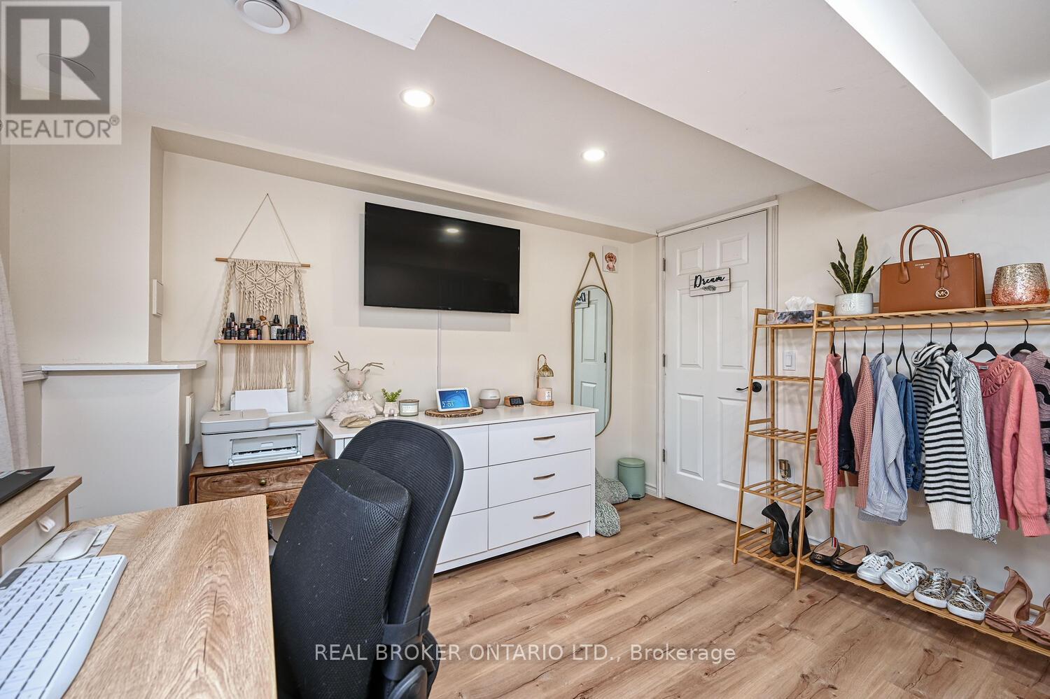 Lower Unit - 840 Macodrum Drive, Brockville, Ontario  K6V 6H5 - Photo 18 - X13228058