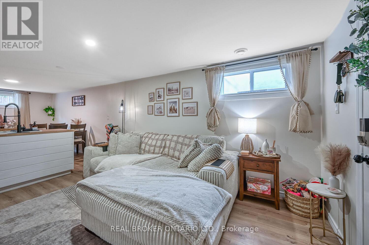 Lower Unit - 840 Macodrum Drive, Brockville, Ontario  K6V 6H5 - Photo 4 - X13228058