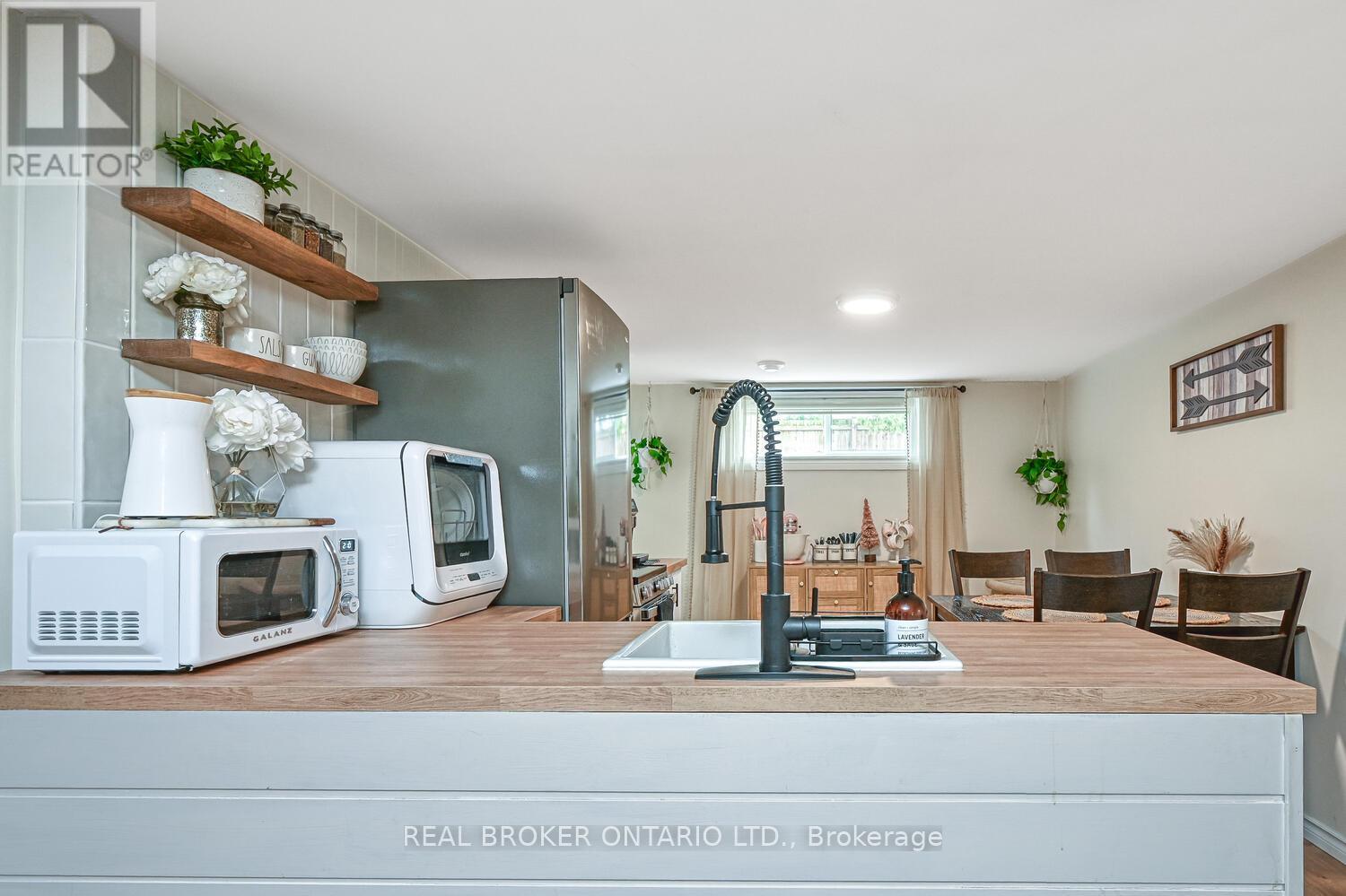 Lower Unit - 840 Macodrum Drive, Brockville, Ontario  K6V 6H5 - Photo 8 - X13228058