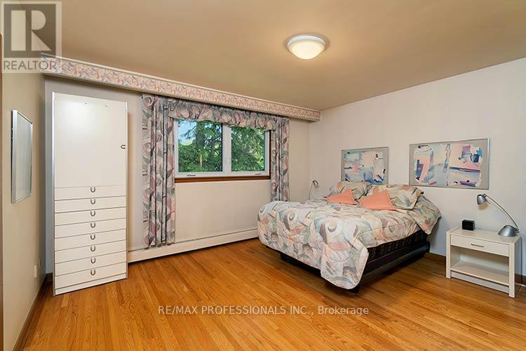 7 Cherry Post Crescent, Toronto, Ontario  M9C 2J9 - Photo 26 - W13227484