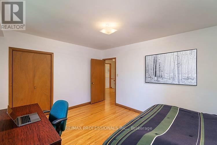 7 Cherry Post Crescent, Toronto, Ontario  M9C 2J9 - Photo 30 - W13227484