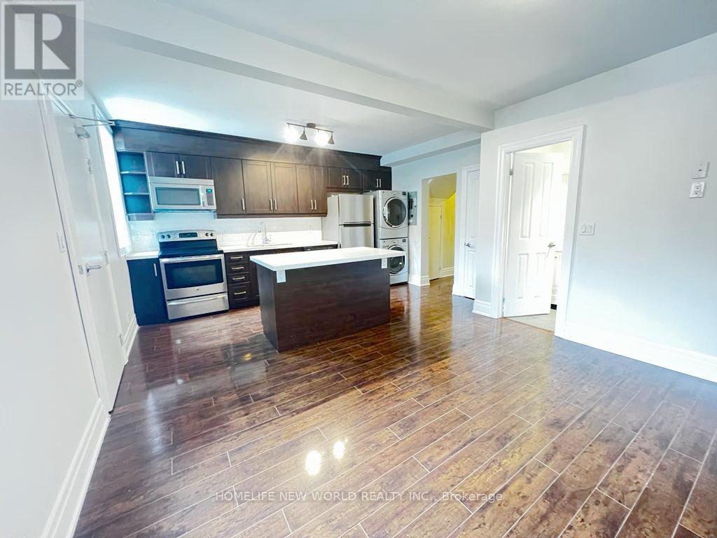 Main - 3 Roblocke Avenue, Toronto, Ontario  M6G 3R6 - Photo 2 - W13227532