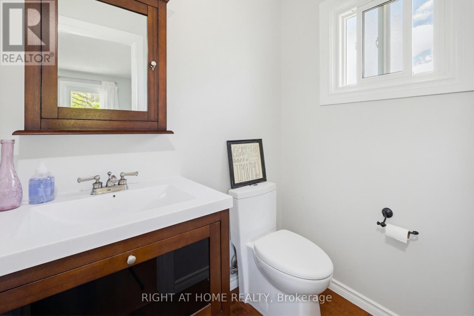 16 Marengo Court S, Brampton, Ontario  L6S 4H6 - Photo 17 - W13227598