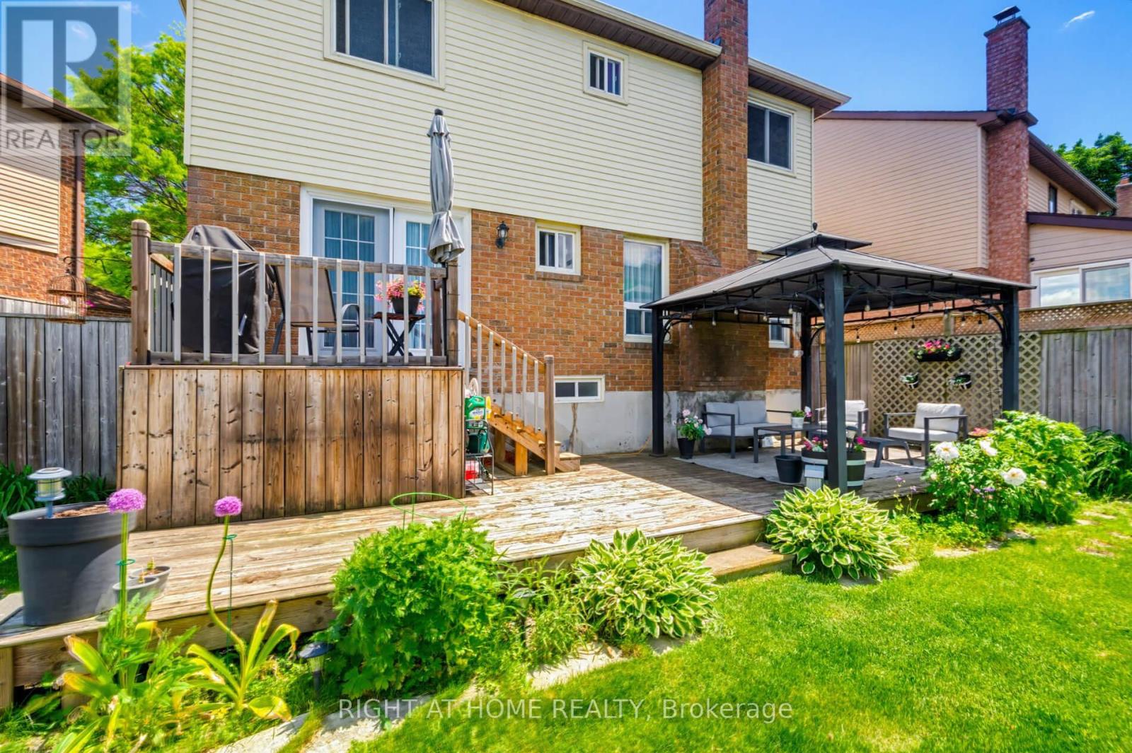 16 Marengo Court S, Brampton, Ontario  L6S 4H6 - Photo 33 - W13227598